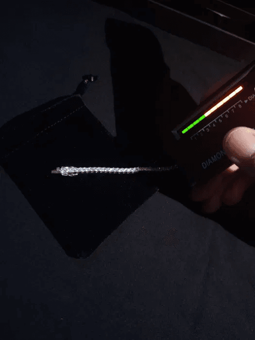 Bransoletka tennis z kamieniami moissanite 0,1ct